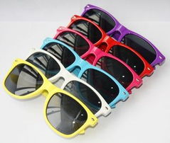 工廠直銷，引領(lǐng)潮流 非主流大框平光鏡黑框眼鏡S1801批發(fā)解析